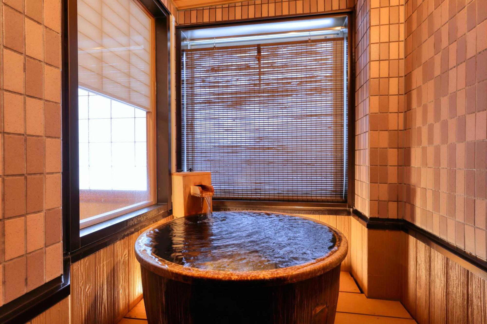 Miyama Ouan Kyoritsu Resort Takayama  Luaran gambar A private onsen