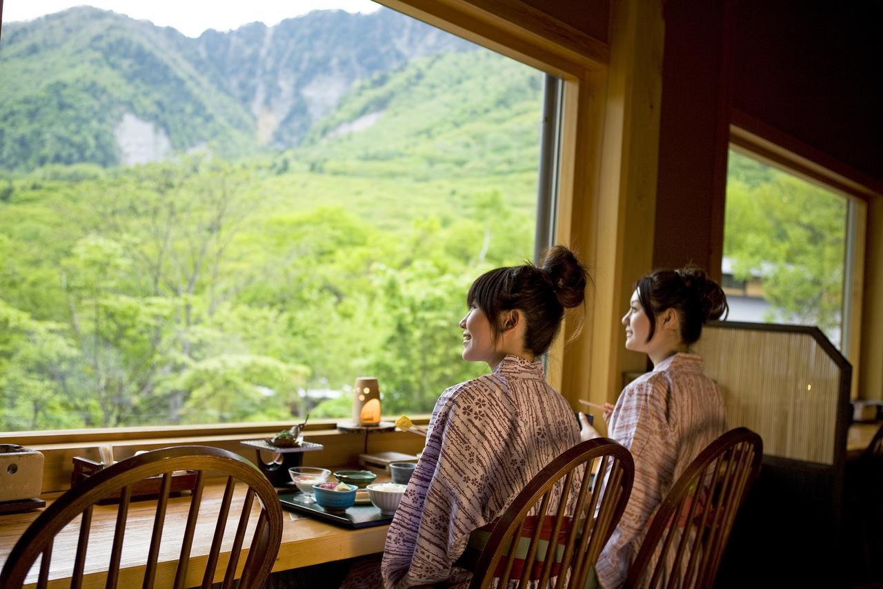 Miyama Ouan Kyoritsu Resort Takayama  Luaran gambar A view of Mount Yōtei from a restaurant in Niseko